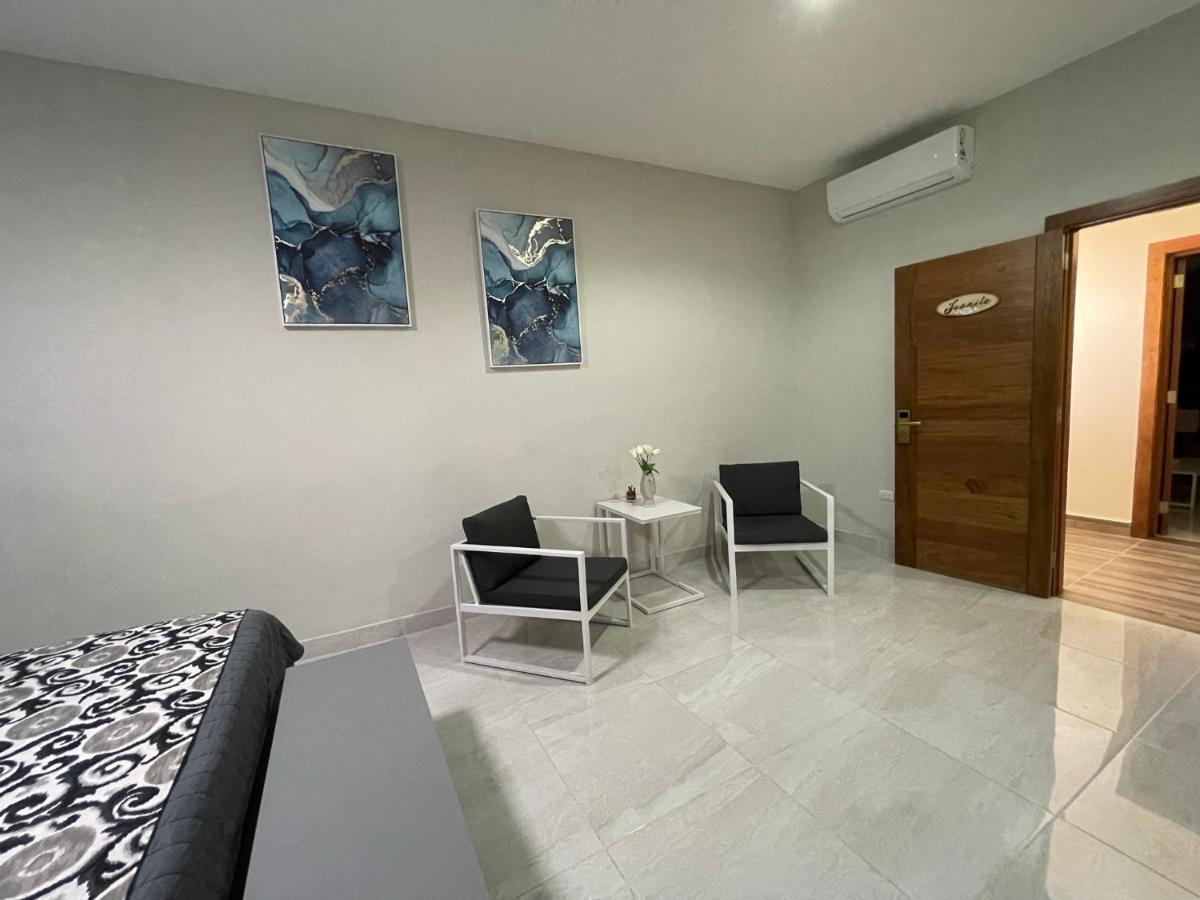 Hotel Monarca Higuey Exterior foto