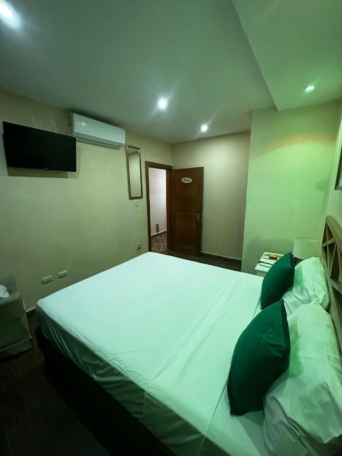Hotel Monarca Higuey Exterior foto
