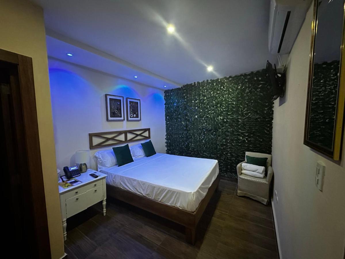 Hotel Monarca Higuey Exterior foto